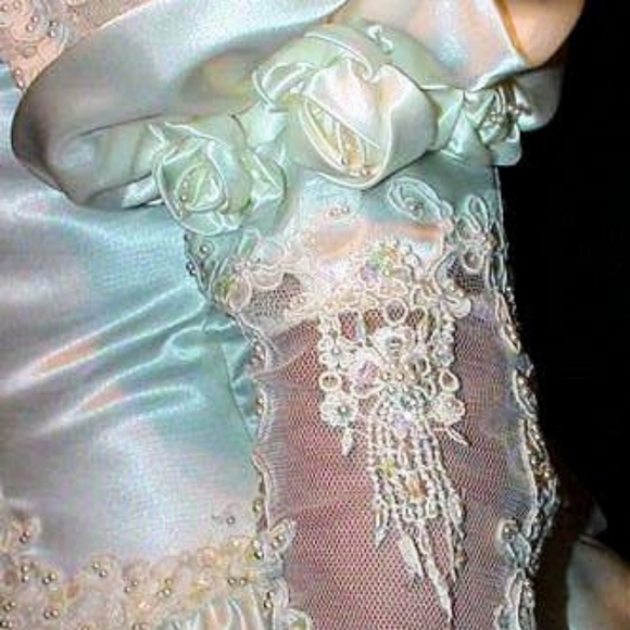 NEVER WORN Vintage Mori Lee  wedding dress size 10! - Picture 5 of 8